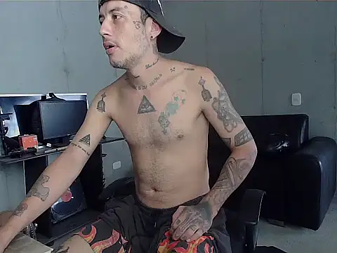 Snapshot of patrik_tattoo_ chatting on 03-18-26, 03:57 patrik tattoo online show from 03-18-26, 03:57