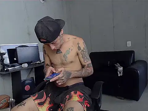 Snapshot of patrik_tattoo_ chatting on 02-19-26, 04:15 patrik tattoo online show from 02-19-26, 04:15