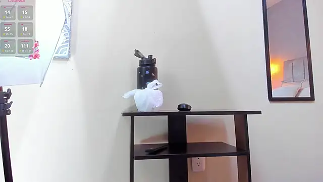 tutu milf online show from 10-03-25, 07:04