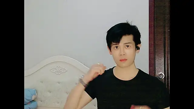 Snapshot of Melvinchina-88 chatting on 07-16-26, 06:43 Melvinchina-88 online show from 07-16-26, 06:43