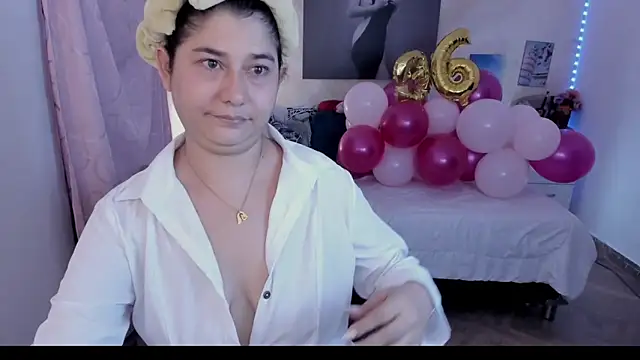 alinabozz1 online show from 03-29-26, 01:40