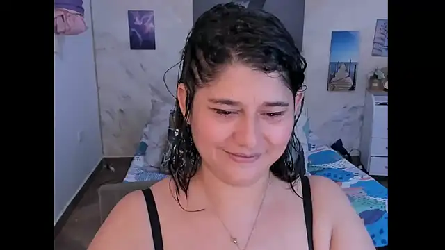 alinabozz1 online show from 05-08-26, 12:36