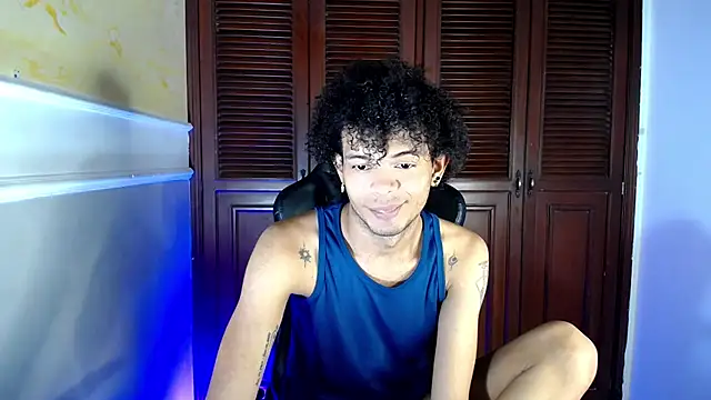 Snapshot of rose_Skinny_ chatting on 10-03-25, 06:42 rose Skinny  online show from 10-03-25, 06:42