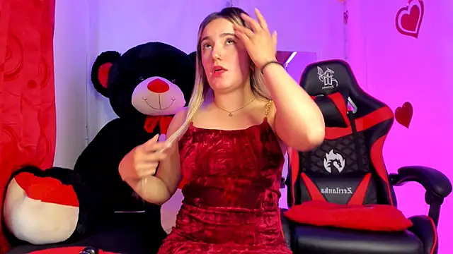 Snapshot of Keyth_clement chatting on 02-26-25, 04:05 Keyth clement online show from 02-26-25, 04:05