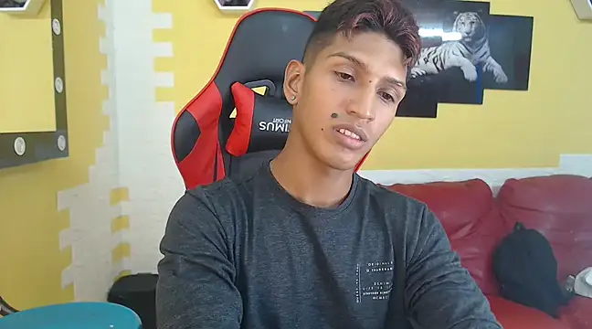 mau elixxx online show from 12-30-24, 03:25