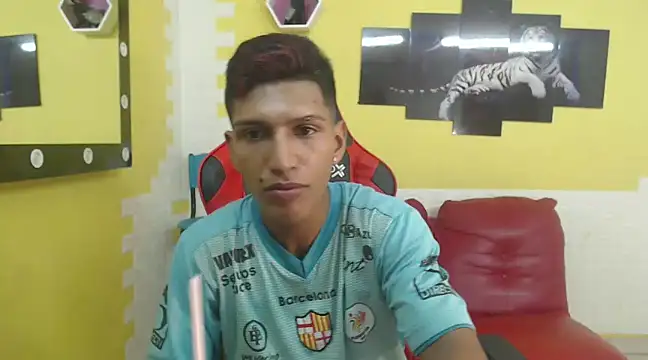 mau elixxx online show from 12-27-24, 02:47