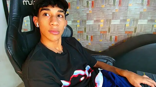 Snapshot of hares_mds chatting on 01-11-26, 03:30 hares mds online show from 01-11-26, 03:30