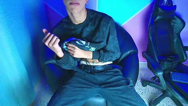 Snapshot of hares_mds chatting on 12-02-25, 03:36 hares mds online show from 12-02-25, 03:36