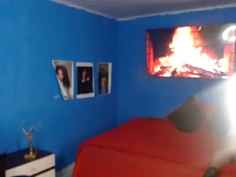 bellacrespalatina online show from 11-21-25, 09:25