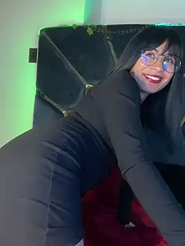 Jade Zephyra online show from 03-21-25, 12:18