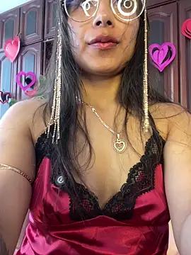 Jade Zephyra online show from 02-15-26, 09:14