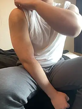 YU-KI00 online show from 03-19-26, 03:17