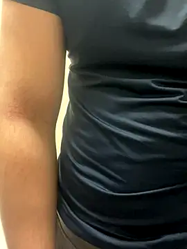 YU-KI00 online show from 11-28-25, 10:15