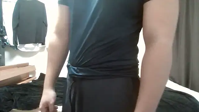 YU-KI00 online show from 10-24-25, 01:10