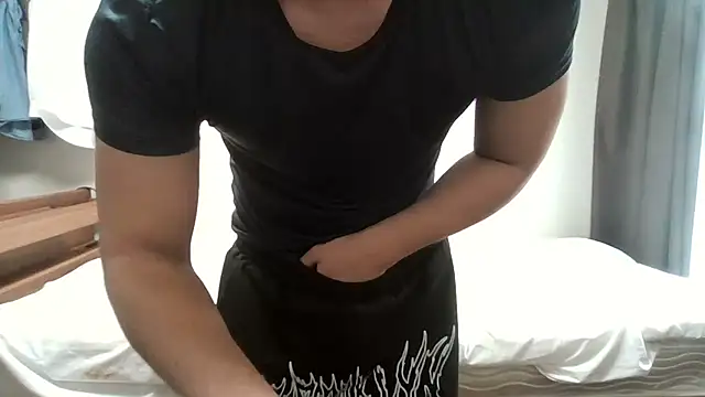 YU-KI00 online show from 09-28-25, 03:02