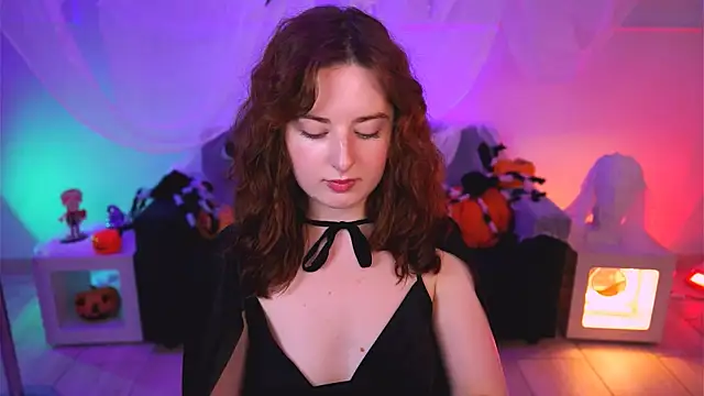 AnnTerry  online show from 10-31-25, 12:57