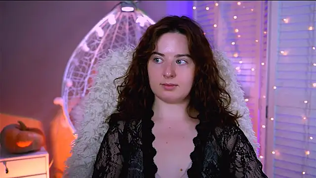 AnnTerry  online show from 10-30-25, 09:07