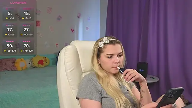 Kate Legend online show from 04-21-26, 03:02