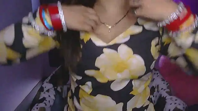 cutie-taara online show from 06-07-26, 03:45