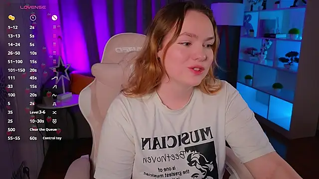 Kari Lunna online show from 09-19-25, 03:21