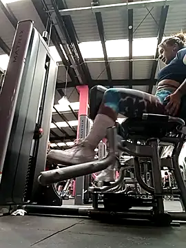 ShelyneMonique online show from 03-22-25, 08:15