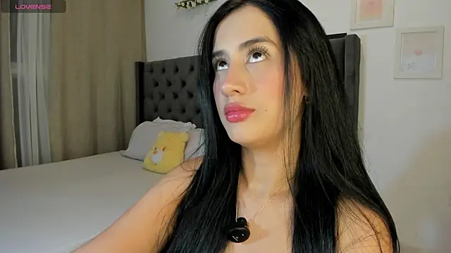 Amiirra  online show from 07-10-26, 02:55