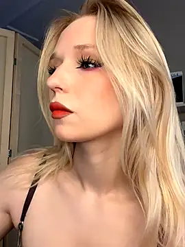 Eva Millss online show from 09-22-25, 01:06