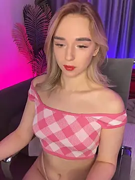 Eva Millss online show from 12-26-24, 01:21