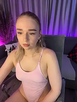 Eva Millss online show from 12-16-24, 01:11