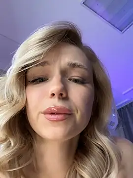 Eva Millss online show from 03-02-25, 01:09