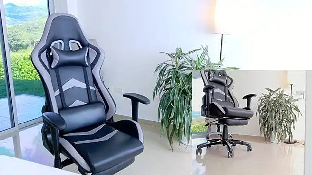 kimberly  online show from 11-17-25, 07:07