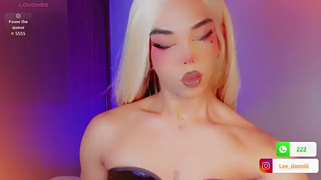 DanniLee  online show from 02-15-26, 08:19