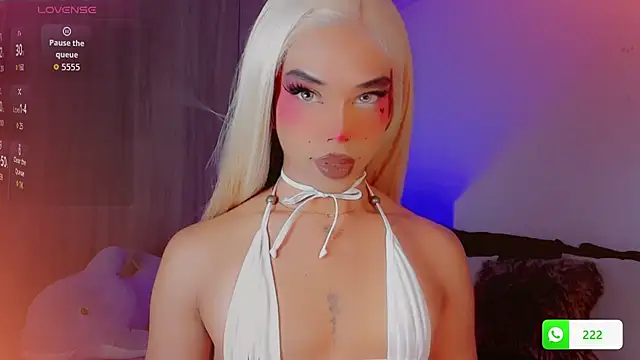 DanniLee  online show from 01-08-26, 06:47