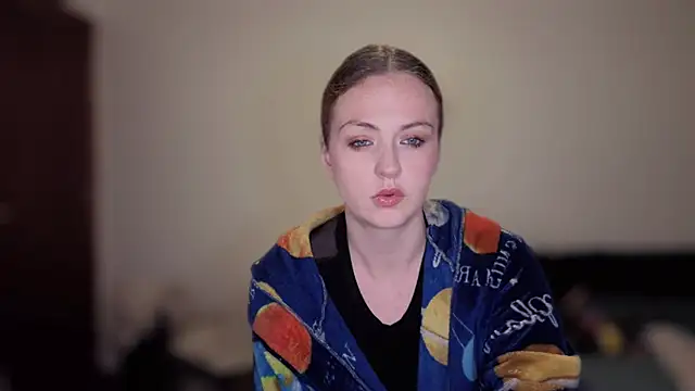 ENGLISHEMILY 69 online show from 01-09-26, 08:05