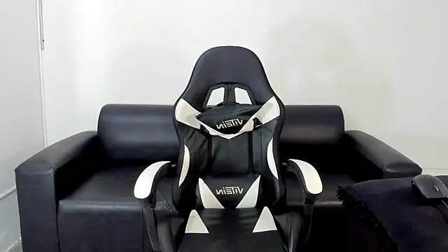 JuanDiegoKing online show from 03-18-25, 03:45