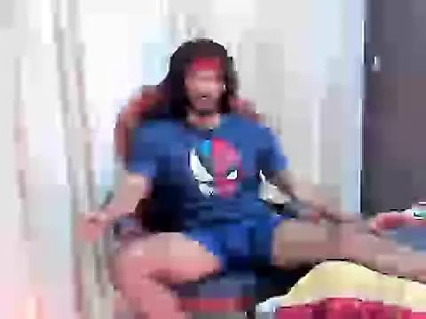 Snapshot of KarlMarley1 chatting on 10-16-25, 05:27 KarlMarley1 online show from 10-16-25, 05:27