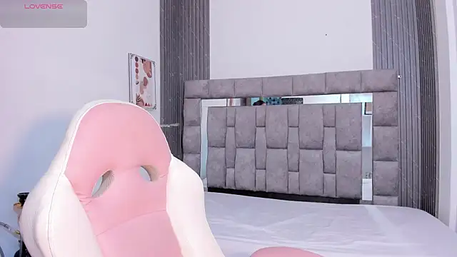 zulyjones online show from 11-11-25, 12:22