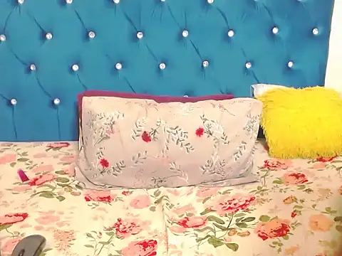 Snapshot of SexinessBae chatting on 10-06-25, 08:20 SexinessBae online show from 10-06-25, 08:20