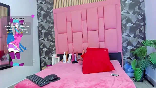 Brithanyslim online show from 02-04-26, 07:20