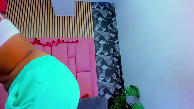 Brithanyslim online show from 03-11-26, 07:30