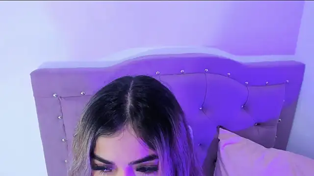 Annyy Ricee28 online show from 09-11-25, 01:22