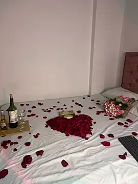 EmySofia online show from 02-15-26, 05:08