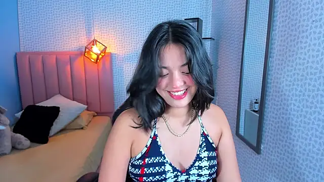 Snapshot of DENISERICHARD2 chatting on 10-22-25, 12:37 DENISERICHARD2 online show from 10-22-25, 12:37