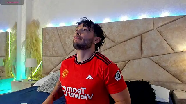 JossAckland online show from 04-15-26, 07:29