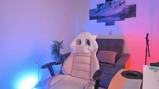 Snapshot of odelei chatting on 02-26-25, 07:34 odelei online show from 02-26-25, 07:34