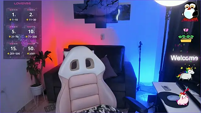 Snapshot of odelei chatting on 10-28-25, 09:30 odelei online show from 10-28-25, 09:30