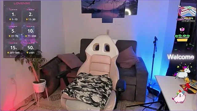 Snapshot of odelei chatting on 09-12-25, 11:37 odelei online show from 09-12-25, 11:37