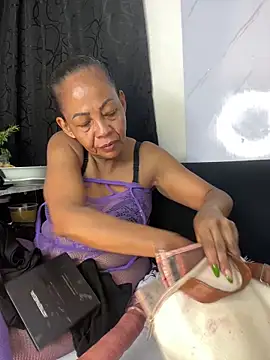 chiquimaturesexy online show from 03-19-26, 09:04