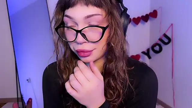 PaulaPratt online show from 02-07-25, 02:50