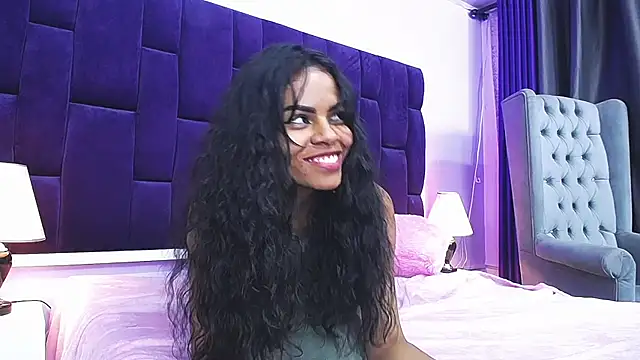 SaraFlores online show from 12-07-24, 09:44